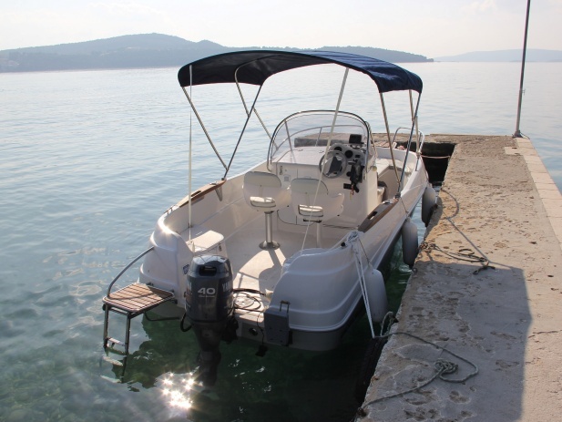 Quick Silver 525 Commander